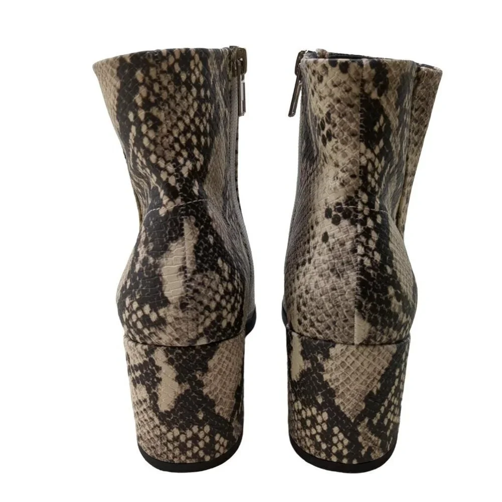 Madden Girl Ankle Bootie Heeled Boot Womens‎ 6 Side Zip Snakeskin Natural Dafani